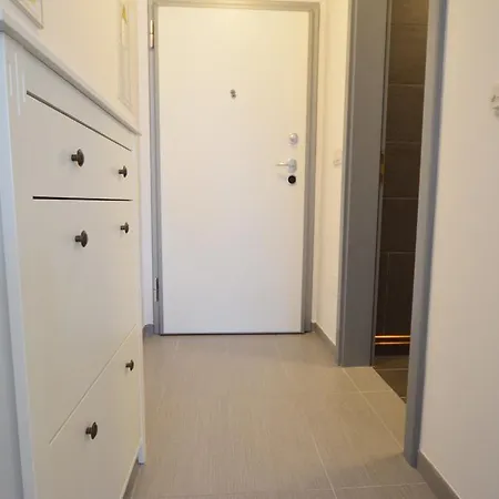 Dina 52 Apartment *